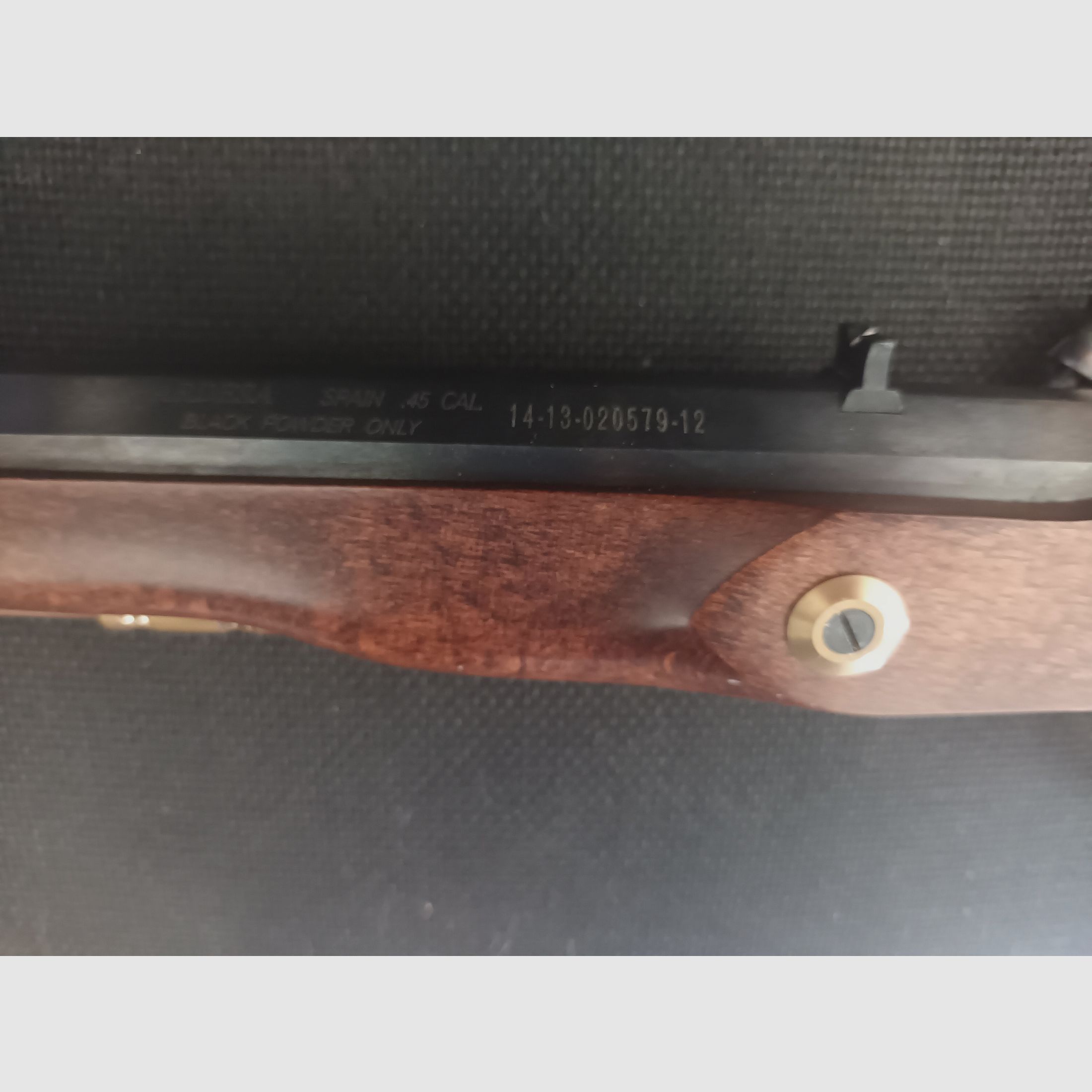 Perdersoli Gewehr 58   Ardesa Pistole 45  mit Zubehör