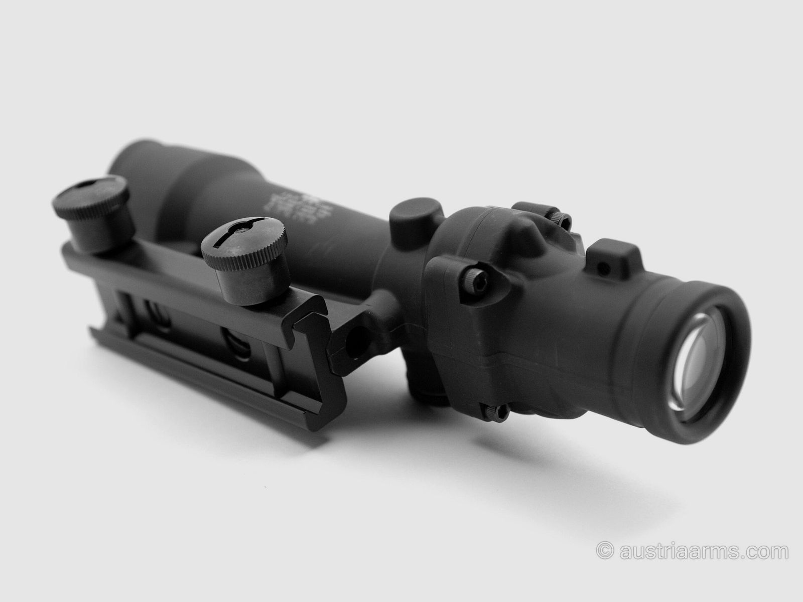 Trijicon ACOG 3.5×25 .223 Red Chevron mit BAC & Tritium/Fiber Optik, Bild 5 von 5