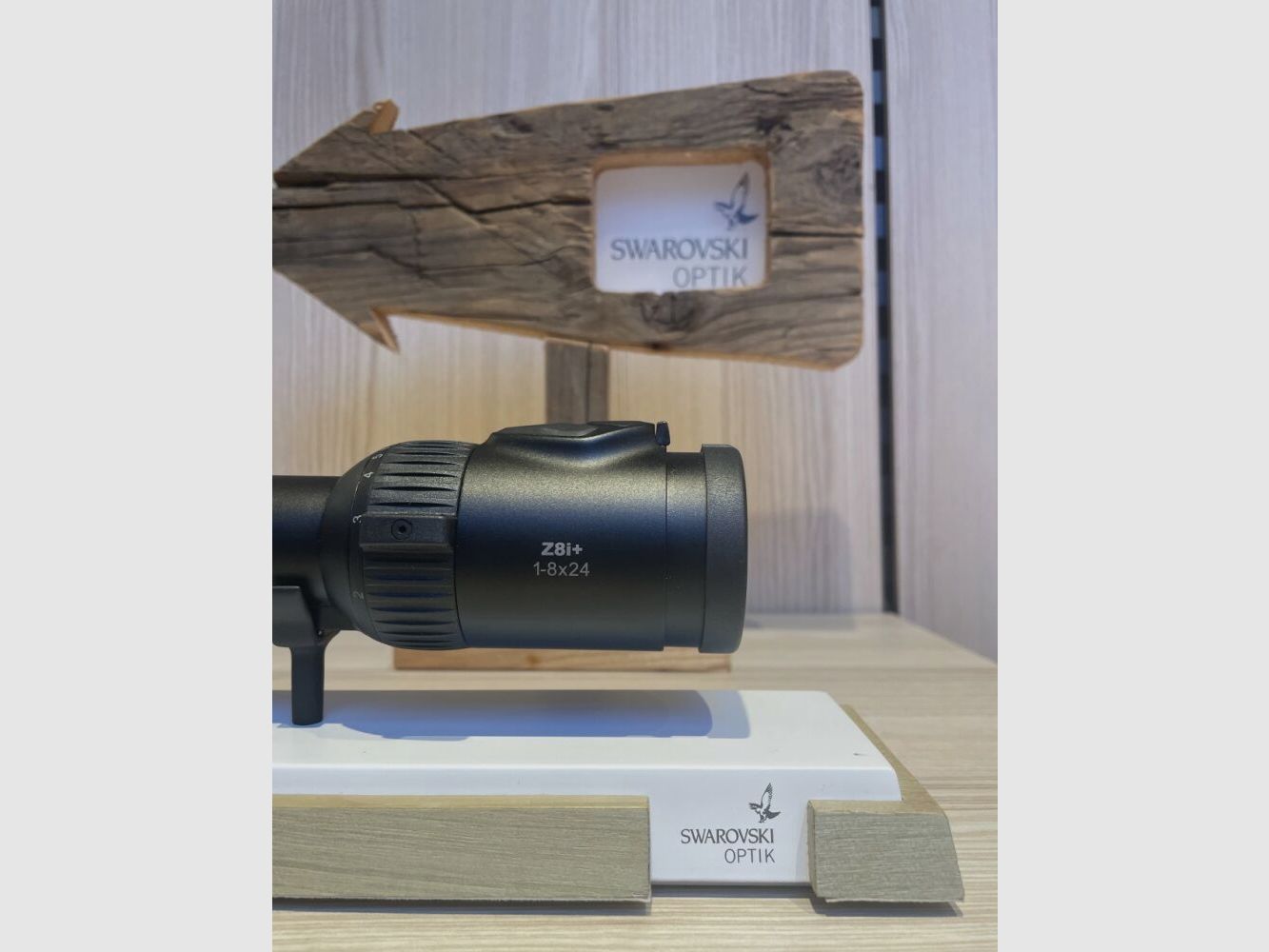 SWAROVSKI OPTIK Z8i+ 1-8x24 SR (avec rail)