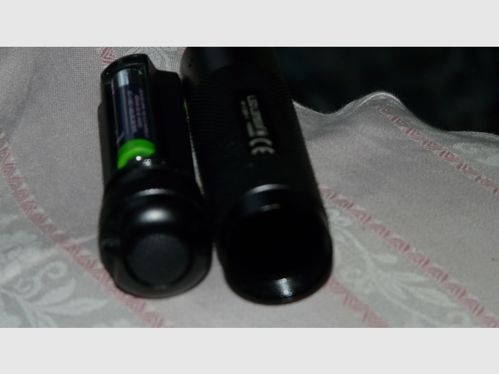 Latarka LED od LED LENSER model V2