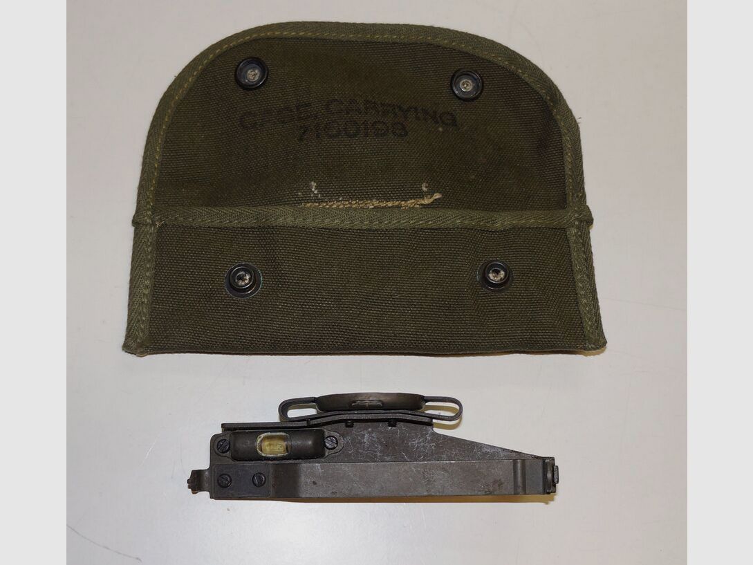 M1 Garand grenade sight with pouch