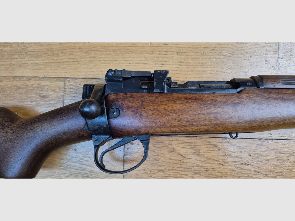 Piękny Lee-Enfield N°8 MKI – Brytyjska regulaminowa broń treningowa – Kal. .22LR – Produkcja Fazakerley z 1952 roku – Ładny „cywilizowany” egzemplarz wojskowy – Diopter wojskowy wysokiej jakości – Bardzo ładna lufa i dobra mechanika – ładne drewno – TBE, zdjęcie 4 z 31