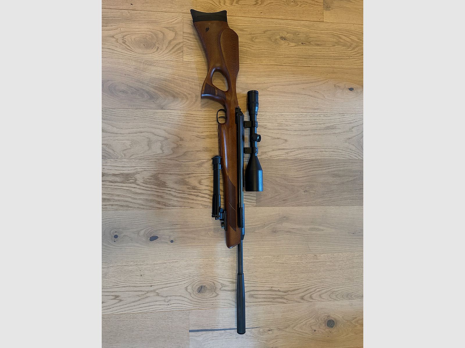 Diana  56 TargetHunter 5,5mm mit Zielfernrohr und Zweibein