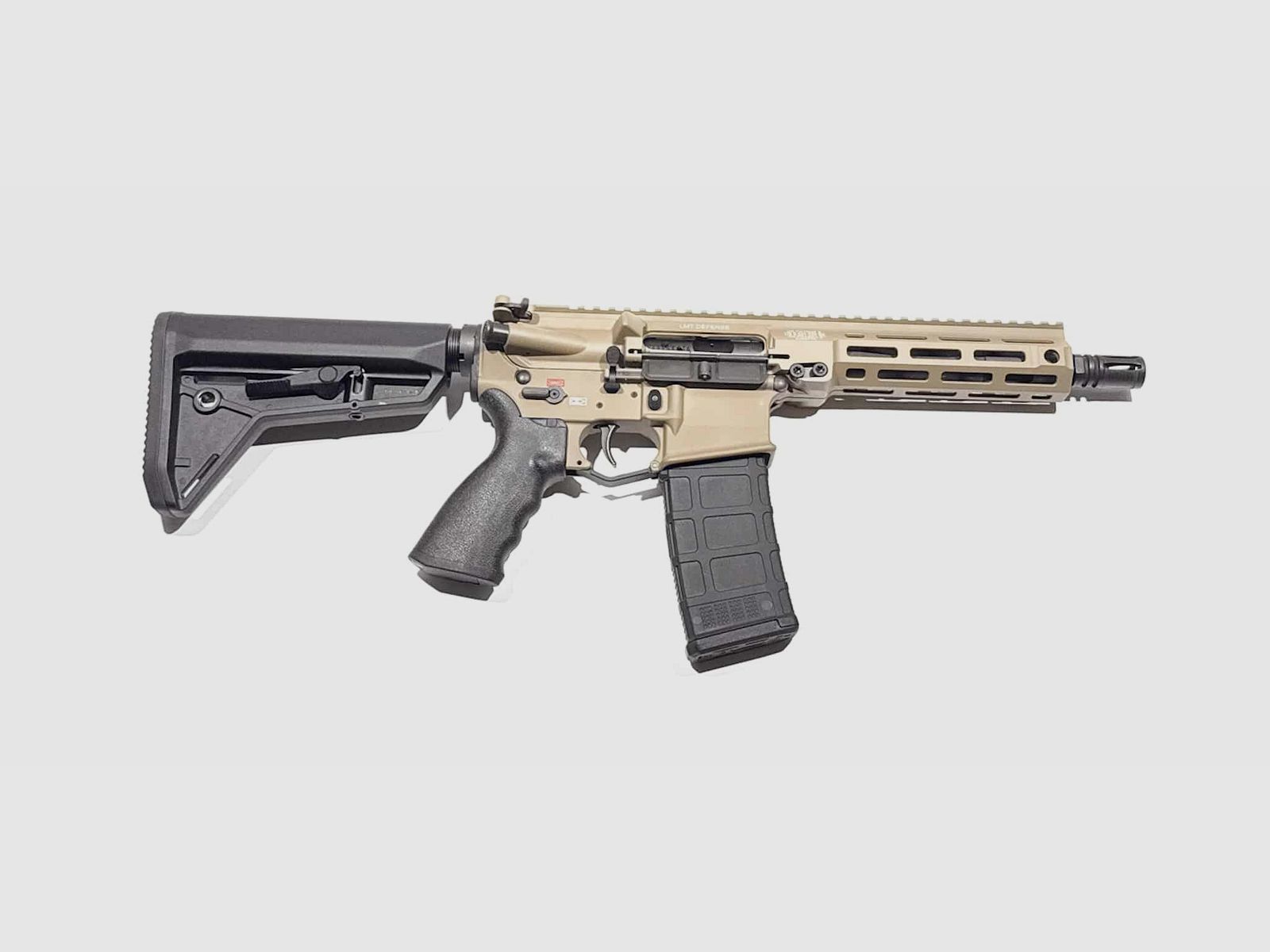 LMT Defense Mars-L „London Police PDW“ FDE 8″ / 5.56×45, Bild 1 von 4