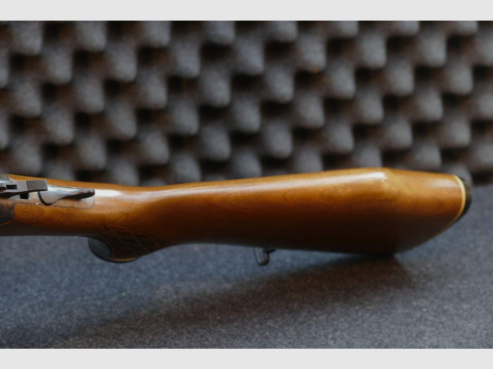Savage Model 24 — Serie P, 22WMR, 20/70, Bunthärtung, einfache Optik - Sammlerzustand