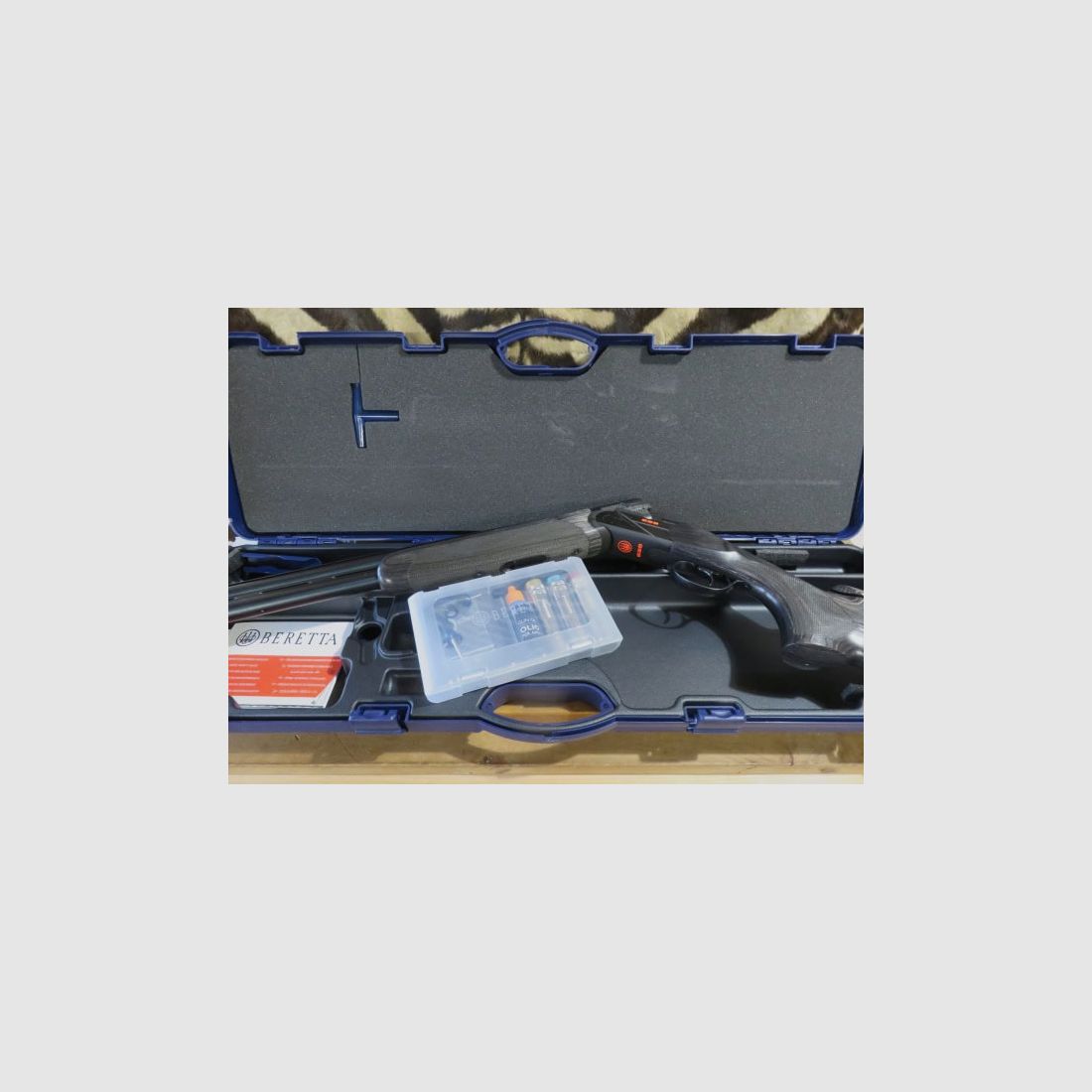 Flinte BERETTA 688 Black Sporting B-Fast Kal.12/76 Läufe 76 cm 5 Chokes – Waffenkoffer, Bild 13 von 13