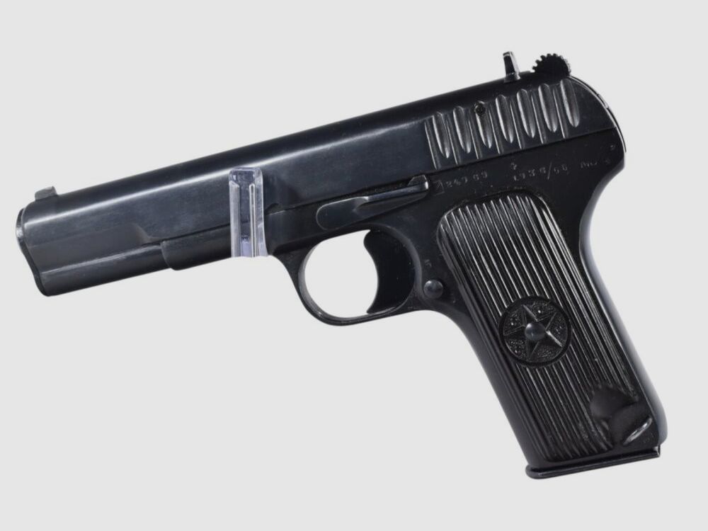 Tokarev TT 33​ 7,62mmTokarev Pistole, Bild 1 von 3