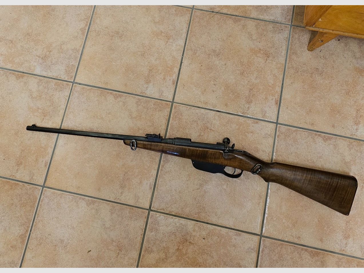 Steyr Mannlicher M95 8x56 – Historical repeating rifle with straight pull bolt, very good condition from estate.