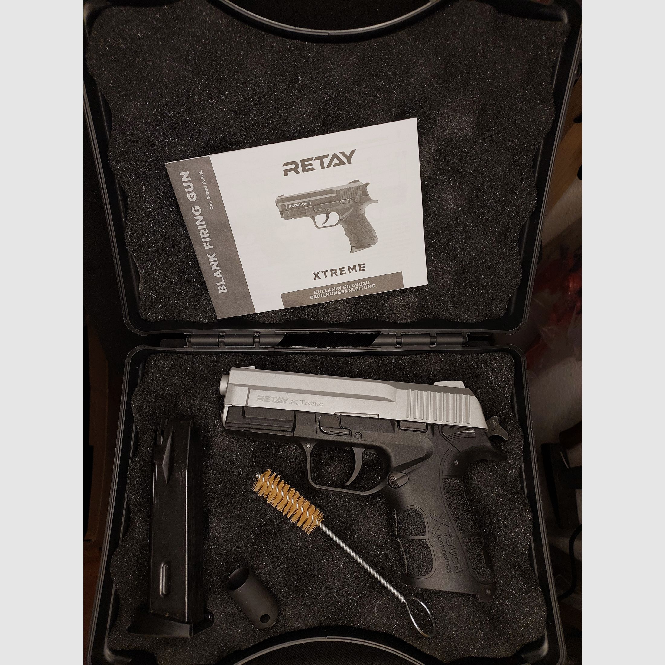 Retay X Treme Schreckschuss Pistole 9mm P.A.K. brüniert (PTB 1042)