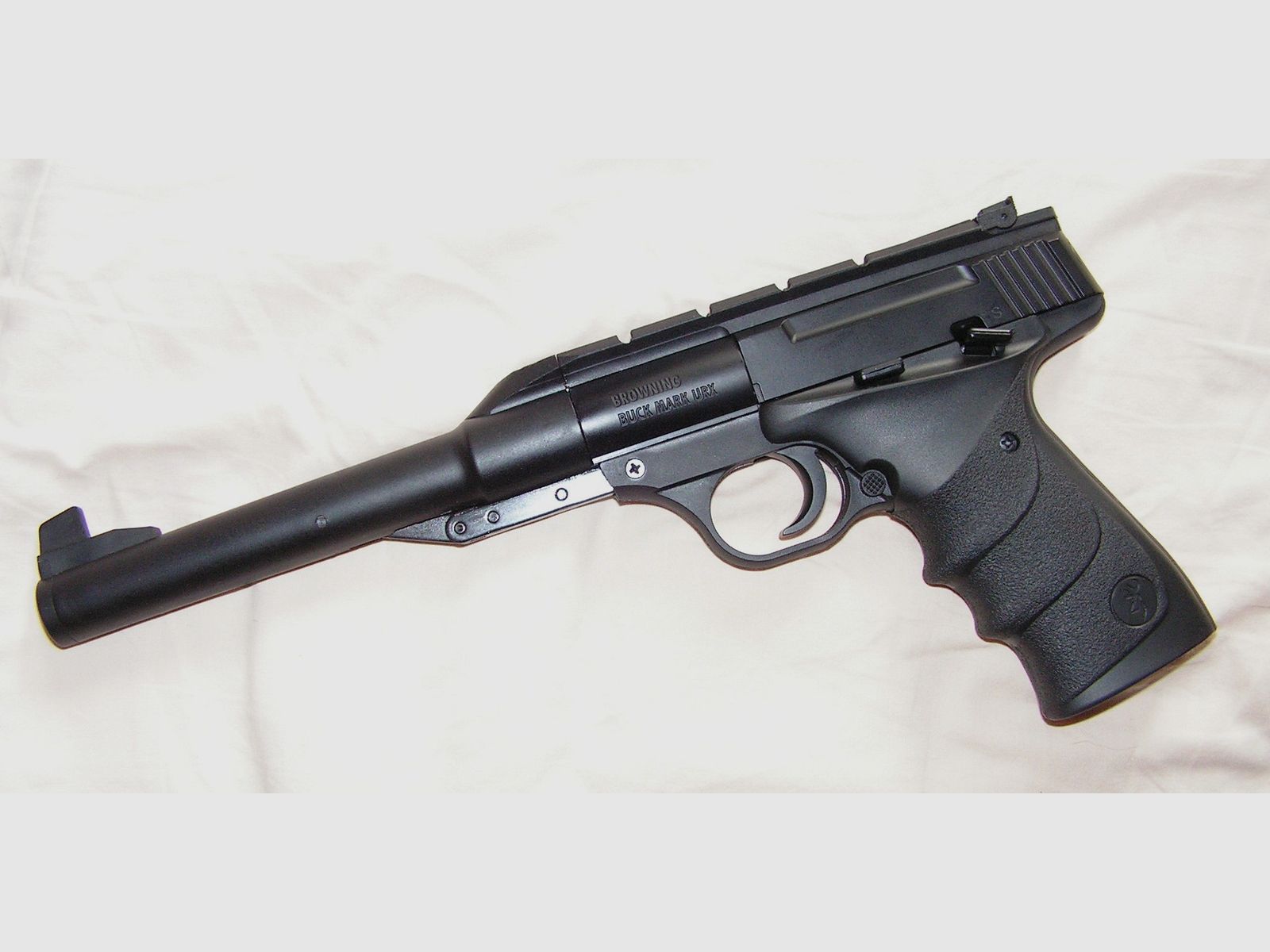 Browning Buck Mark URX luchtpistool, afbeelding 5 van 6