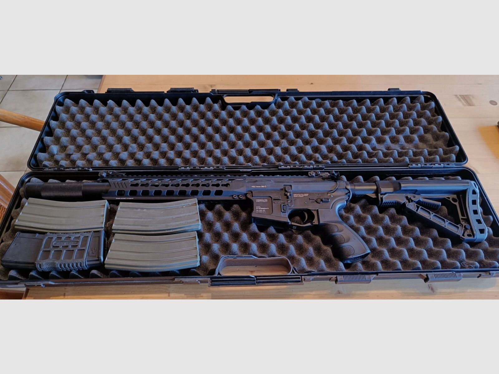 Airsoft S-AEG GC16 Predator incl Zubehör