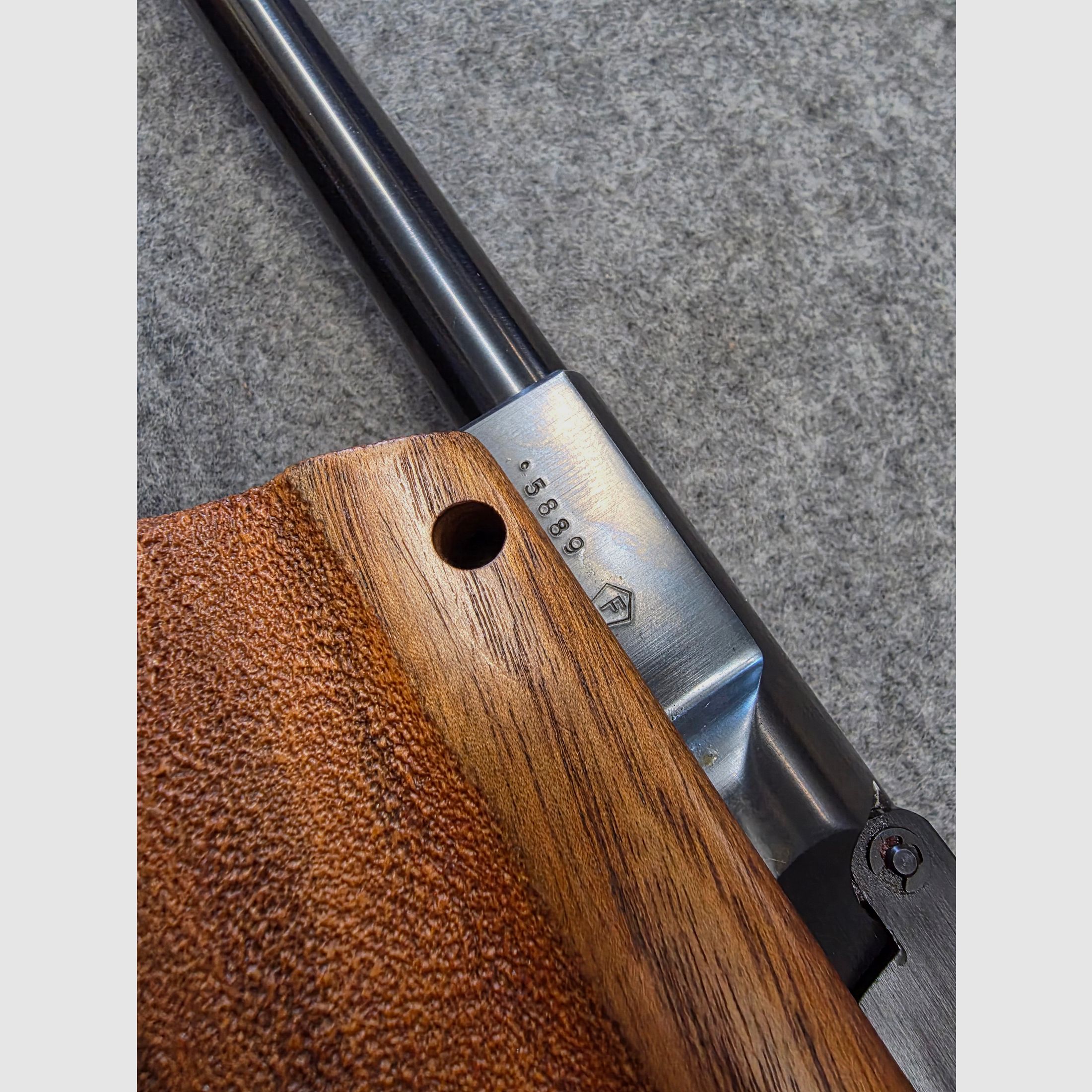 Match Luftgewehr Seitenspanner Walther LGR  sehr selten im tollen Zustand, kaum benutzt.