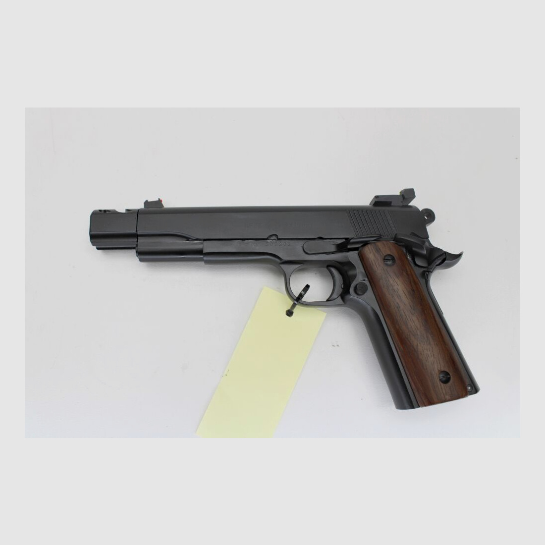 Pistole Norinco NP 28 mit LPA Visier 9mmLuger