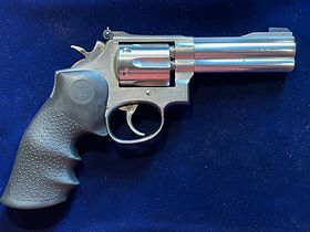 Smith & Wesson Mod. 617 Cal. 22 l.r. 