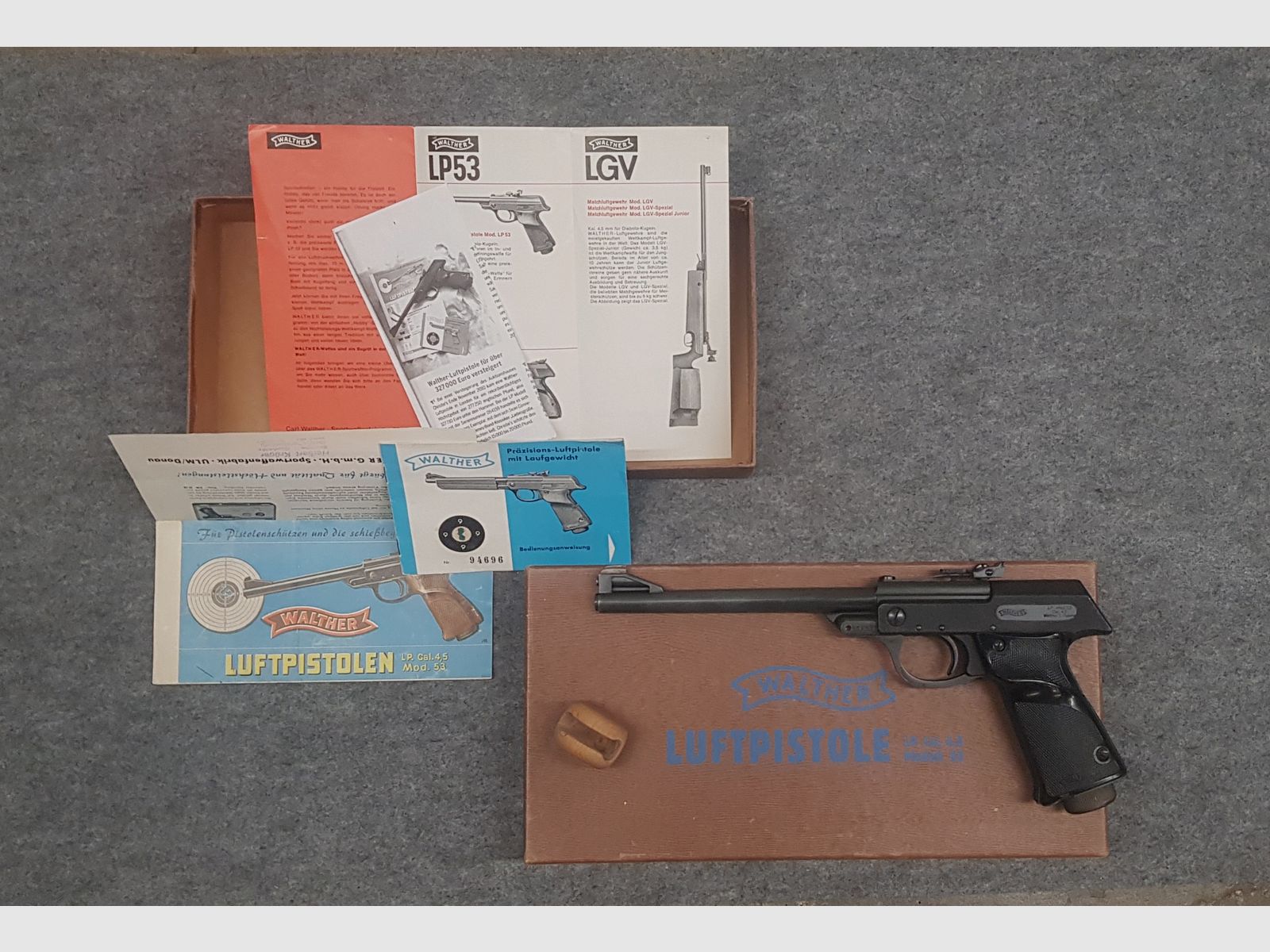 Luftpistole Walther Mod. LP 53 im OVP Karton, Beschreibung u. Flyer aus den 60iger James Bond 007 