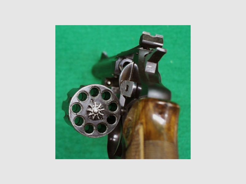 Astra Cadix Revolver