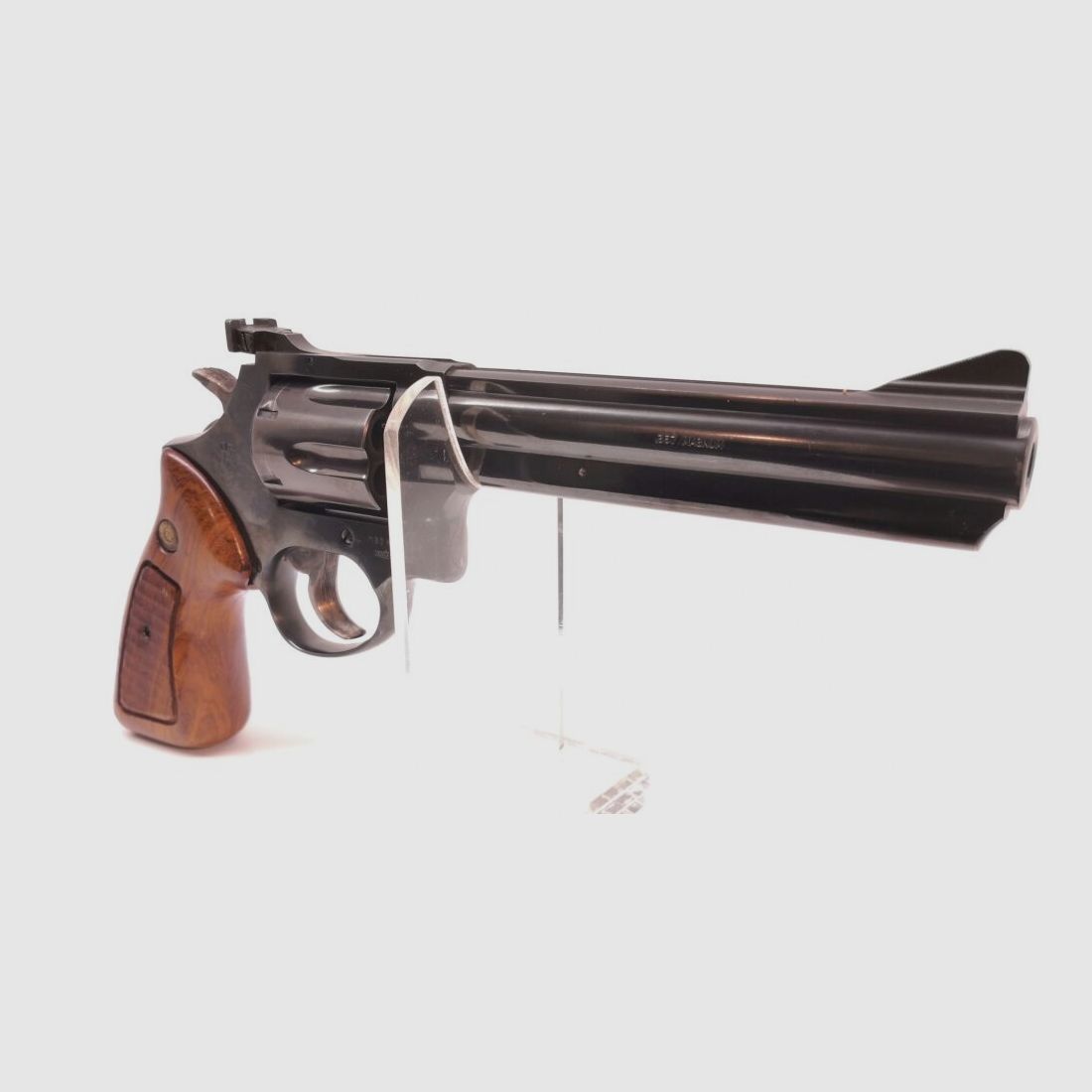 Taurus 669