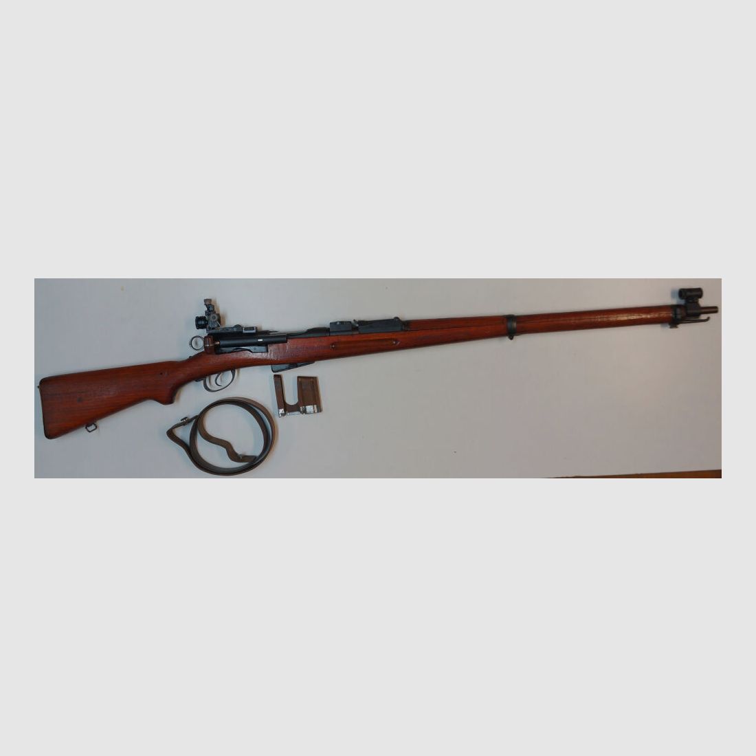 Waffenfabrik Bern Repetierbüchse W+F Bern Schweizer Langgewehr G96-11 Kal.7,5x55swiss mit Diopter und Korntunnel