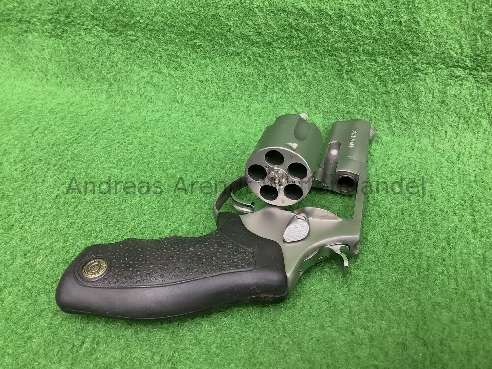 Taurus 605 Hunters Pal