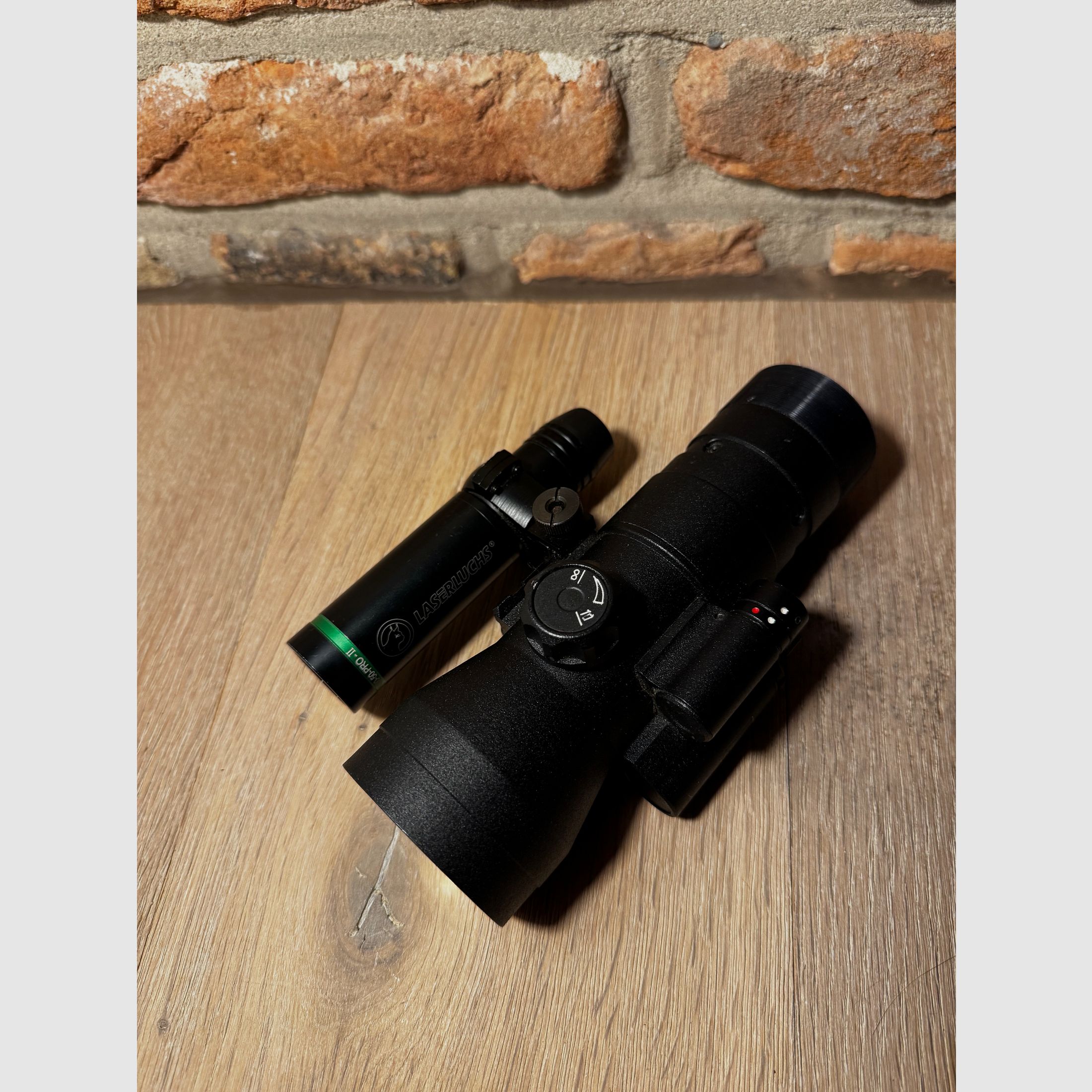 DEDAL Röhrengerät inkl. Laserluchs ir-Aufheller LA850 50 Pro ii