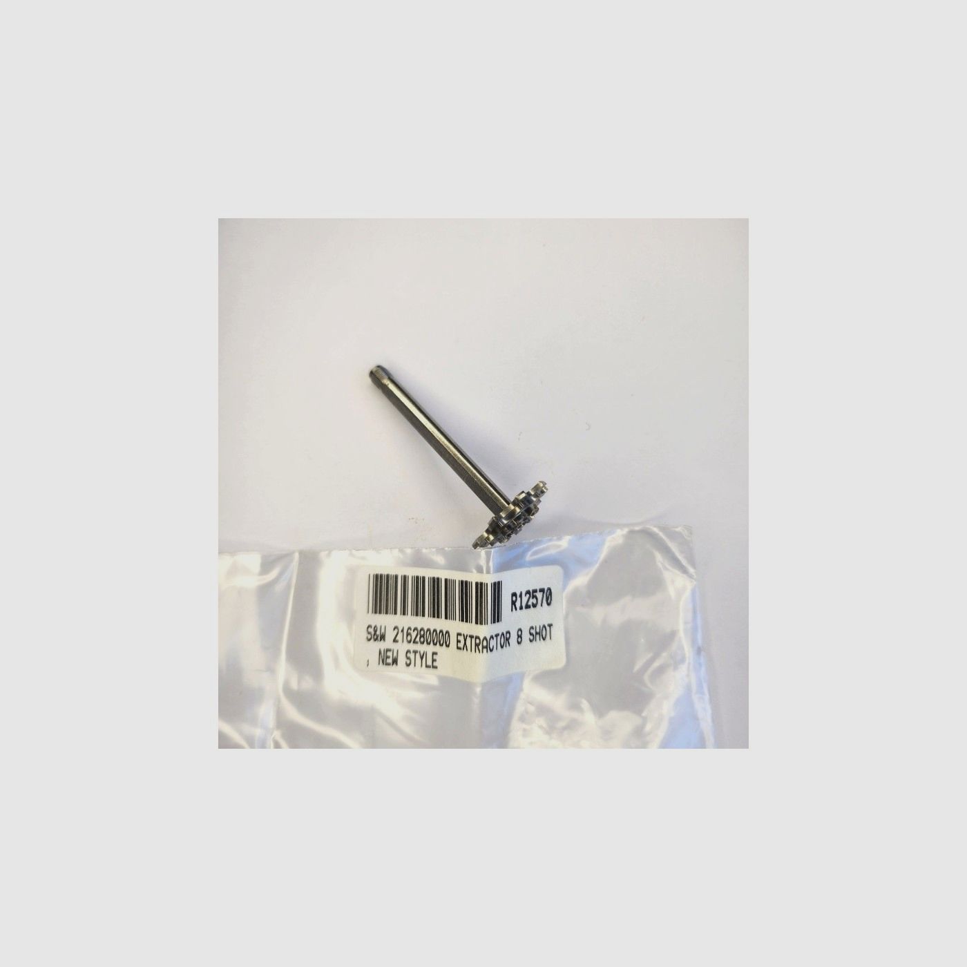 Smith & Wesson Extractor Assembly New Style Frame J 22 LR 216280000, image 2 of 4