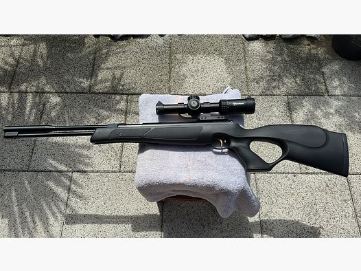 Weihrauch HW97K with scope RapidStrike 1-10x24