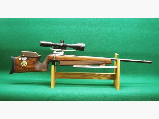 Walther Matchgewehr, mit Zielfernrohr