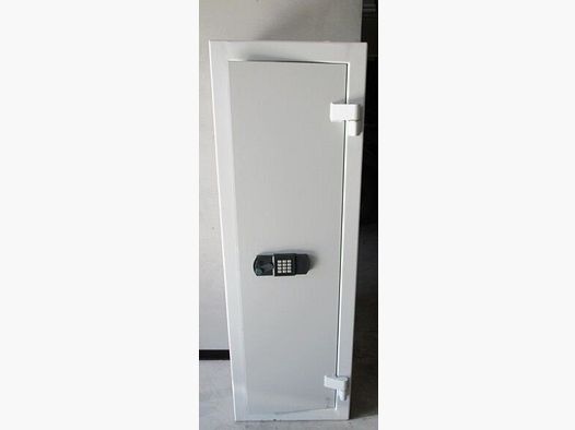 Kluis 50 x 44 x 150cm "B" nog bruikbaar voor munitie of vrije wapens. met elektronisch slot
