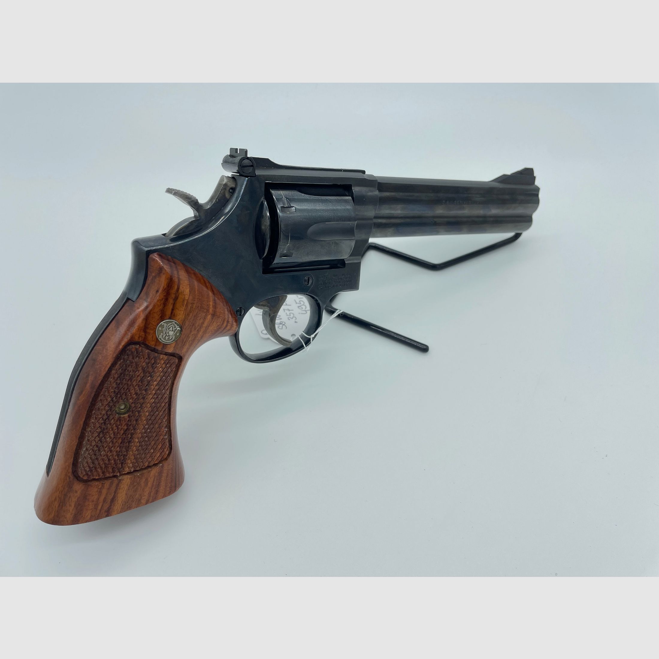 Revolver Smith&Wesson 586-1 6 inch caliber .357 Magnum, imagen 2 de 4