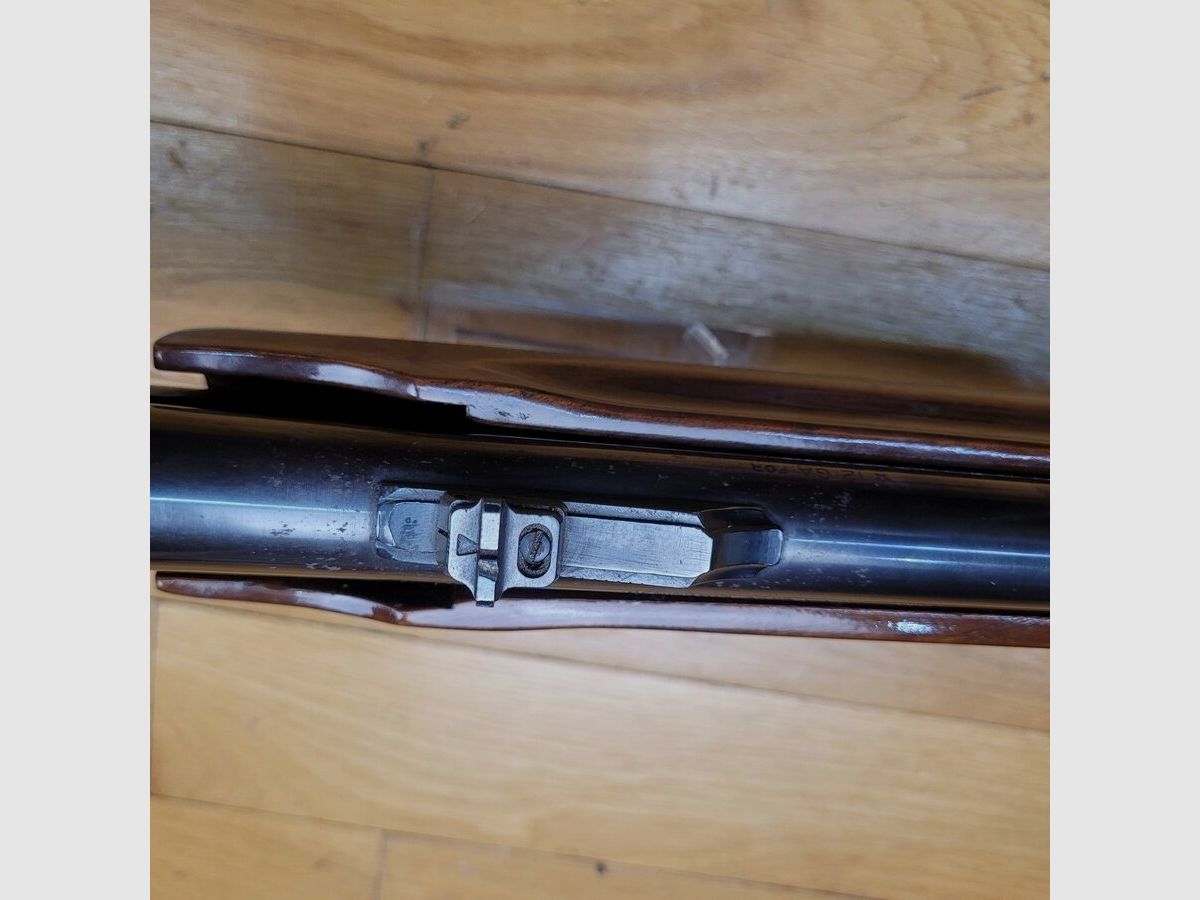 Zeer goed pompgeweer Remington – Mod 870 Wingmaster – Glad loop van 51 cm – 12/70 – 7+1 (!) – Luxe afwerking – Uitstekende staat, afbeelding 23 van 33