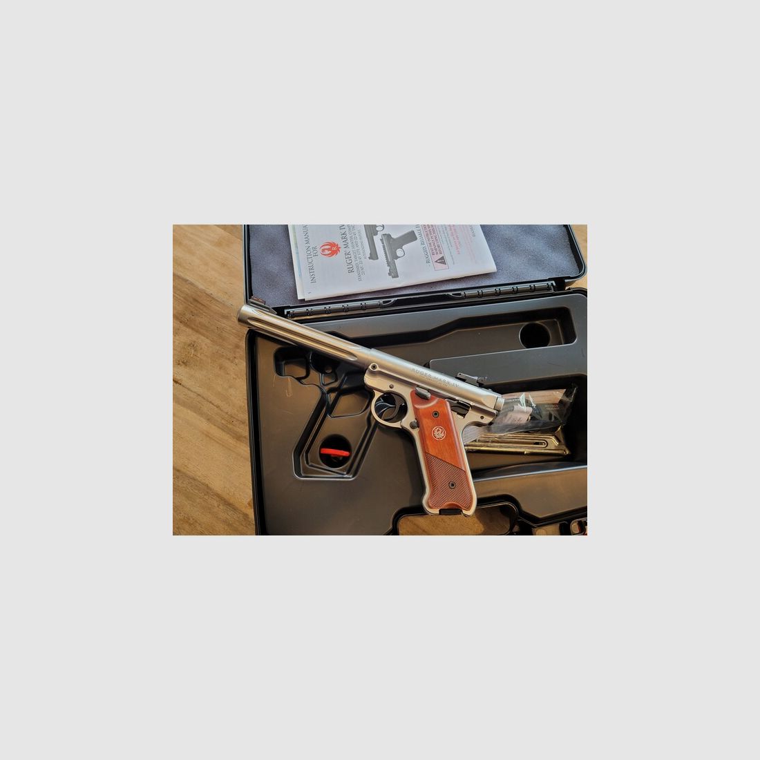 RUGER Mark IV Hunter 6,88" stainless, KK Pistole Kaliber .22lr