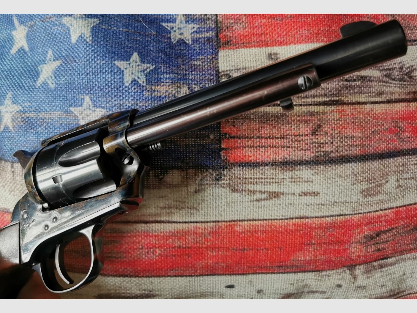 Uberti Scout SA Revolver in .22lr / Seriennummer 22