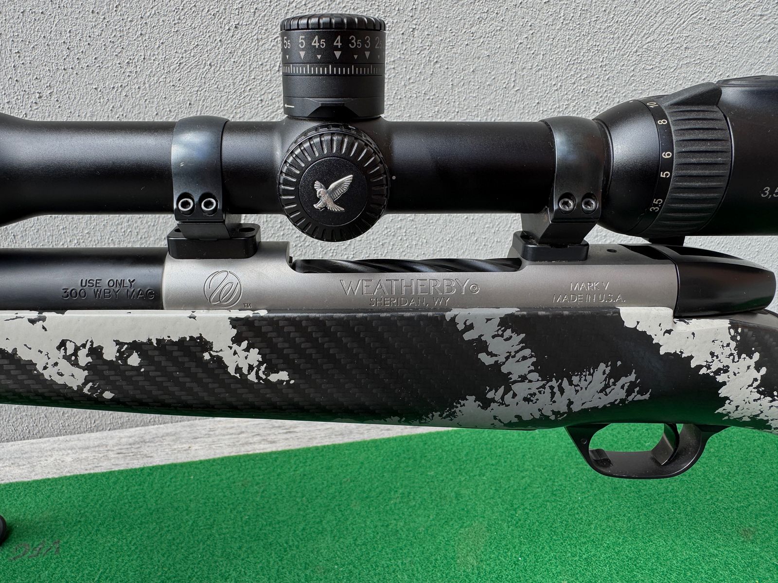 Weatherby Mark V Backcountry 2.0 Ti Carbon .300 wby mag
