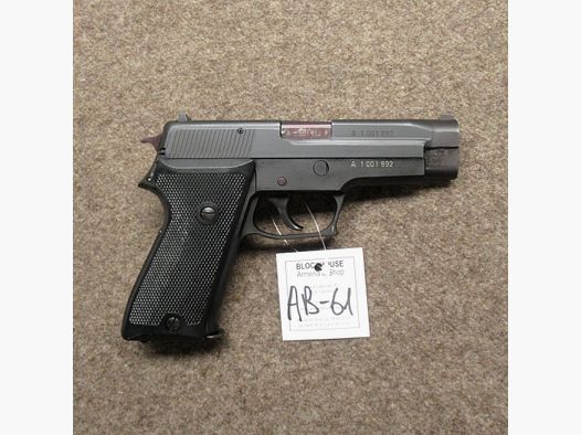 AB-61 pistola SIG mod. P220 cal. 9mm Para