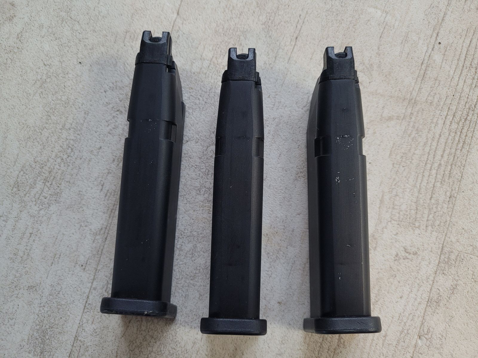 GHK Glock 17 Gen3 Alu CNC Schlitten und 2 EMags