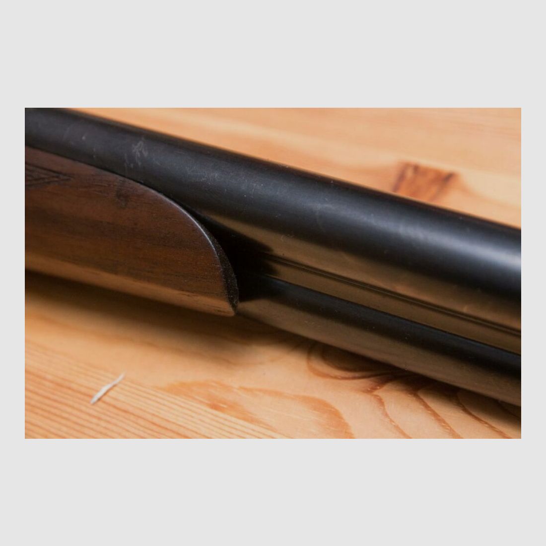 exklusive Jagdflinte side-by-side mit tiefgestochener Gravur Querflinte Doppelflinte