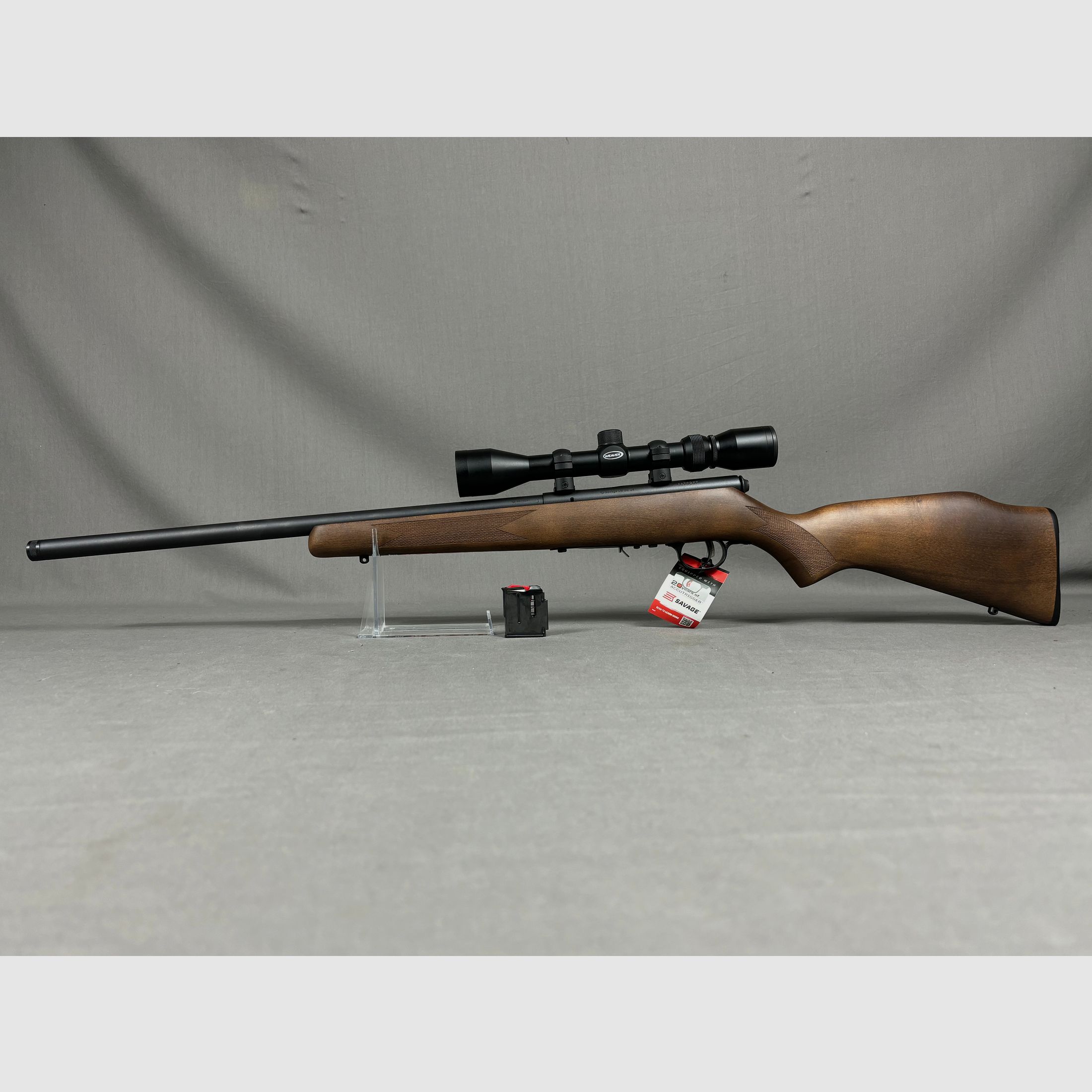 Savage 93R17 GVXP-SR in 17 HMR  mit  ZF 3-9x40