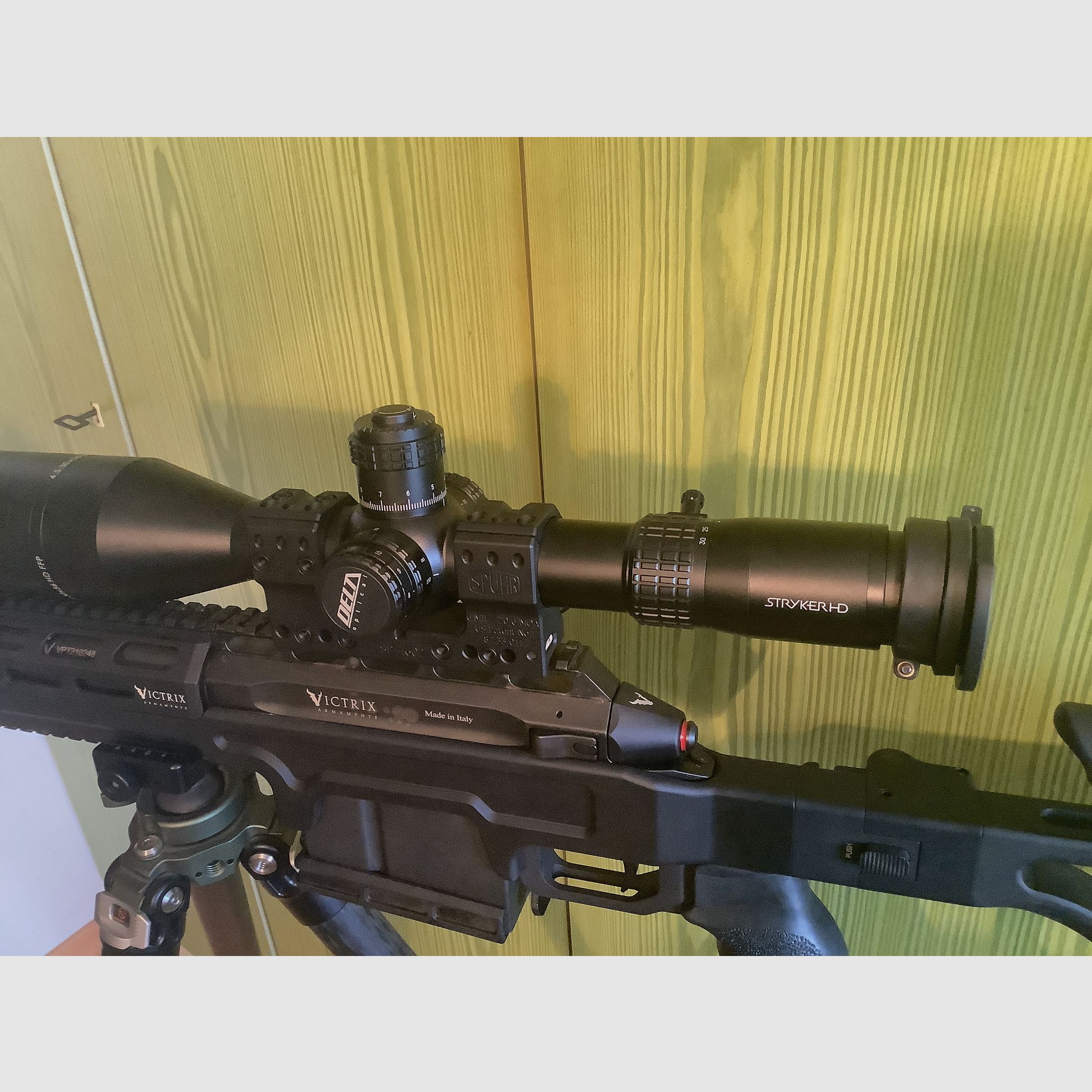 Zielfernrohr Delta Optical Stryker HD 4,5-30x56 LRD-1P Mil + SPUHR SP-4602 + Tenebraex Cover