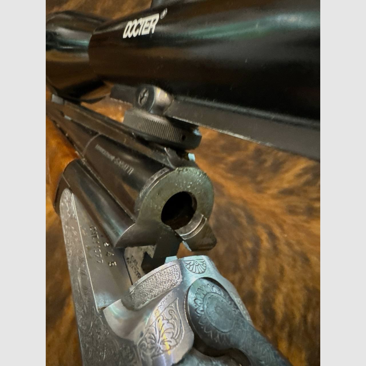 SABATTI SKL 98 DL rifle de un solo tiro de cerrojo calibre 6,5x57R con óptica de mira Docter 2,5-10x48, retícula 4