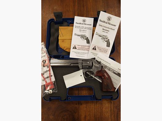 SMITH & WESSON 686 – 6 357 Magnum