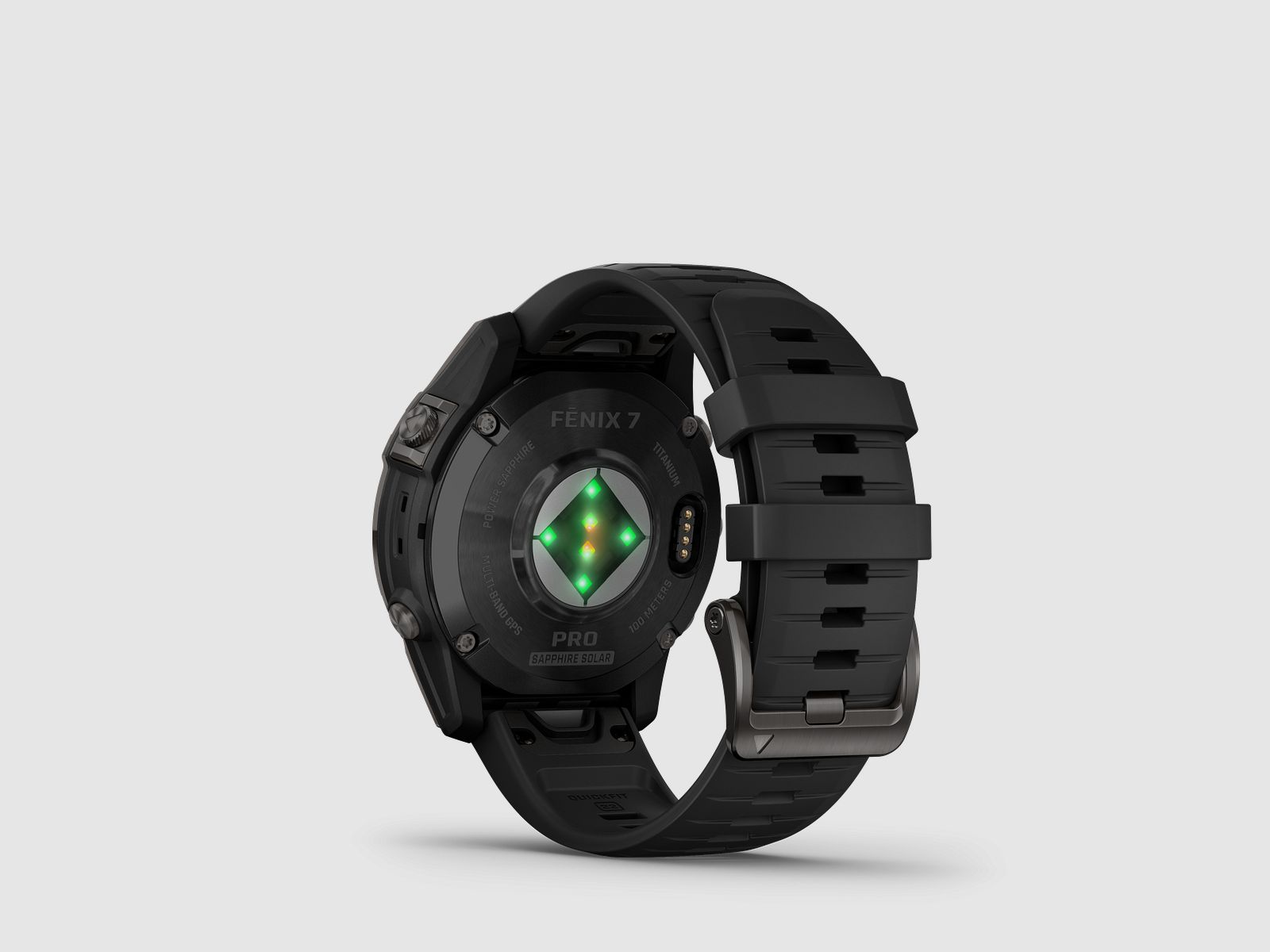 Garmin fēnix® 7 Pro – Sapphire Solar Edition, Nero/Grigio Carbonio Titanio DLC con cinturino in silicone QuickFit® da 22 mm