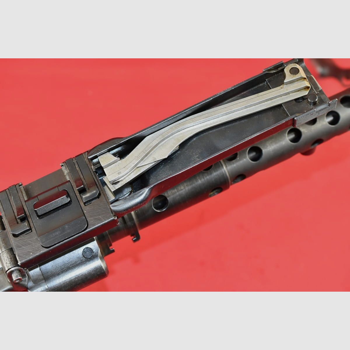 #4962 Carabine-mitrailleuse MG34, cal. 8x57IS, image 27 sur 41