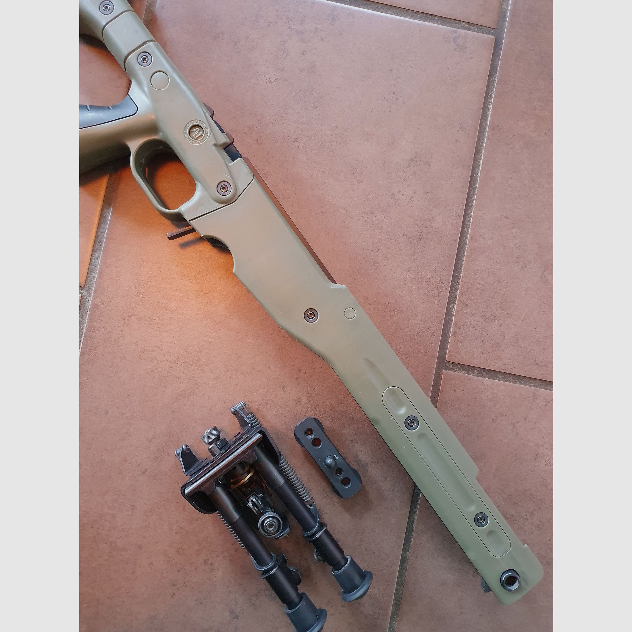 Accuracy International AT AICS Rem. 700 Long Action Chassis
