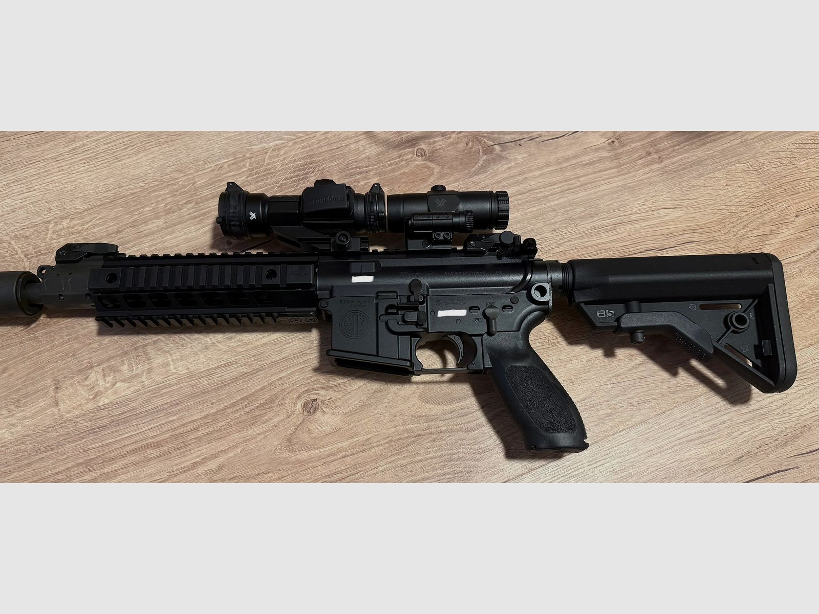Sig 516 CQB 10,5“ mit Vortex VMX-3T sowie Strikefire Il und Ase SD