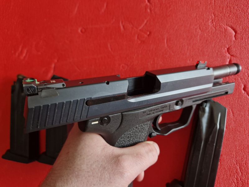 Heckler & Koch USP Tactical .45 ACP