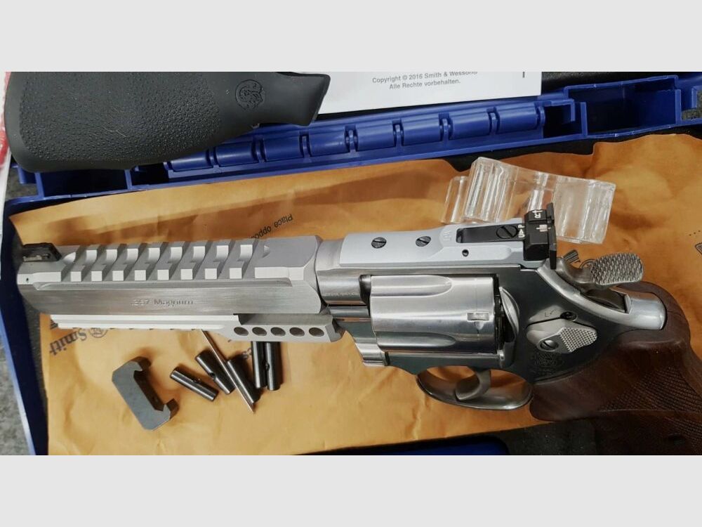 Smith & Wesson 686 Ultimate Champion