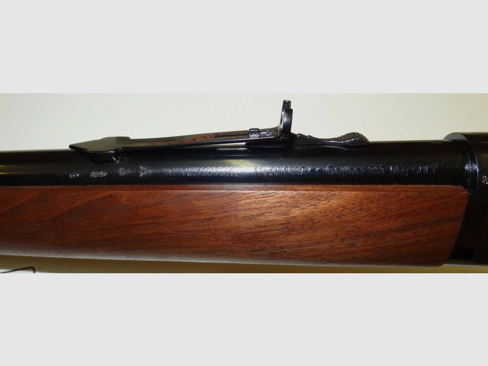 Winchester karabinek z podwójnym mechanizmem przeładowania Winchester Model 1892 Krótki Karabin 20" .357Magnum