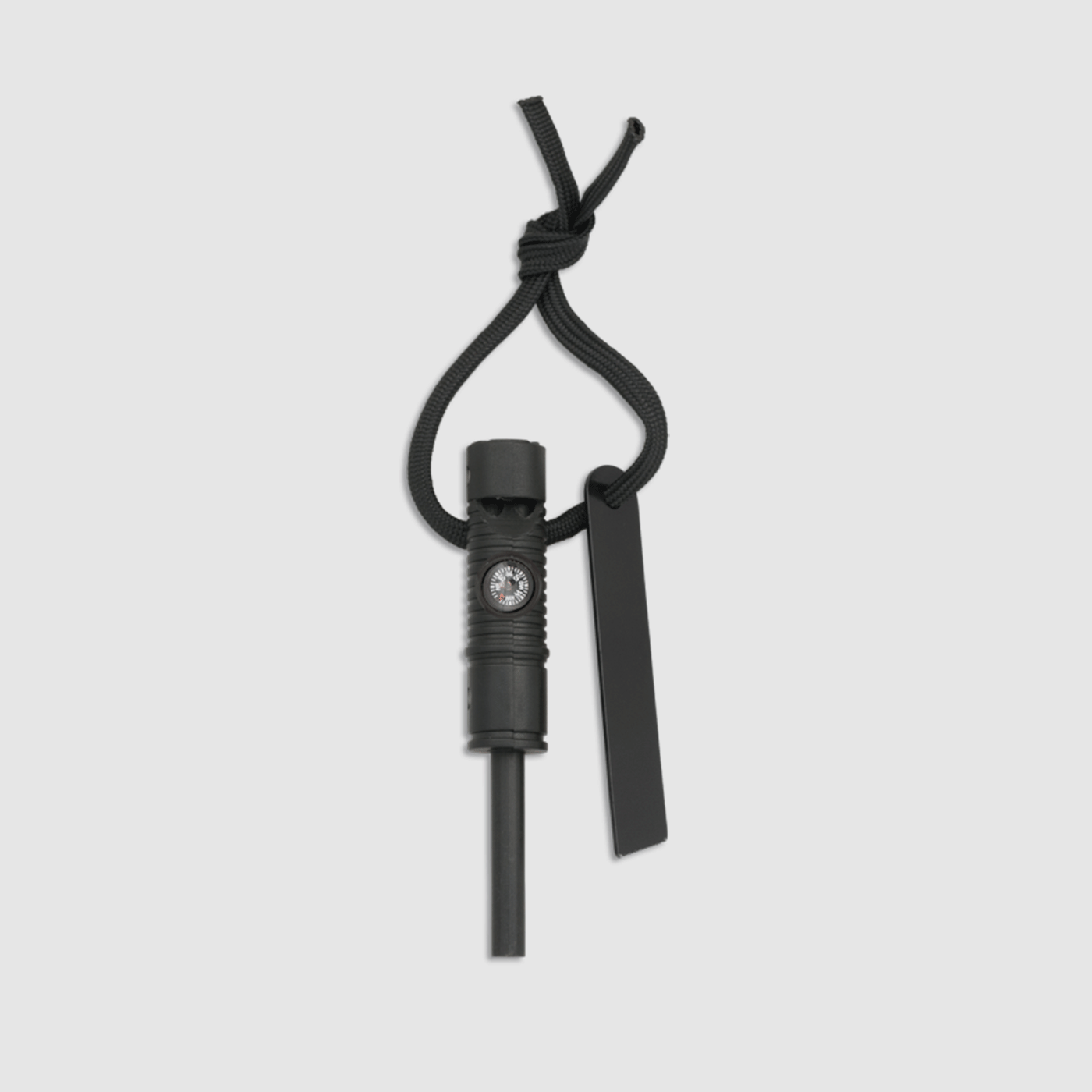 Feuerzeug mit Feuerstein, Pfeife und Kompass