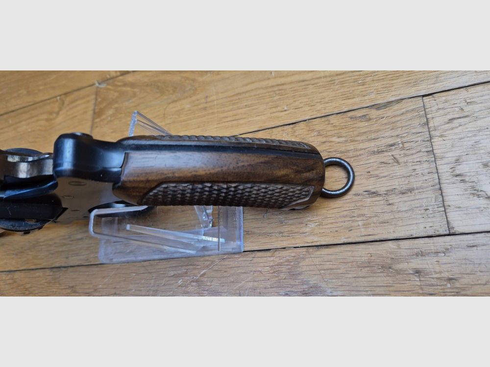 Schöner Dienstrevolver Modell 1892 – Gängig, aber mythisch – Höhepunkt des Dienstrevolvers Made in France – Kaliber 8mm92 – Mono-Nummer – Waffe von 1910 – Schöne Mechanik – Schöner Lauf – Etui Modell 1915 aus dem Ersten Weltkrieg – TBE +, Bild 14 von 31