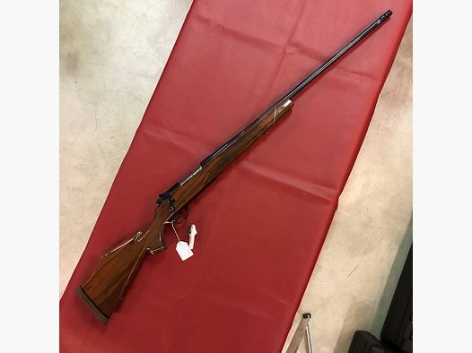 Weatherby Mark V Deluxe